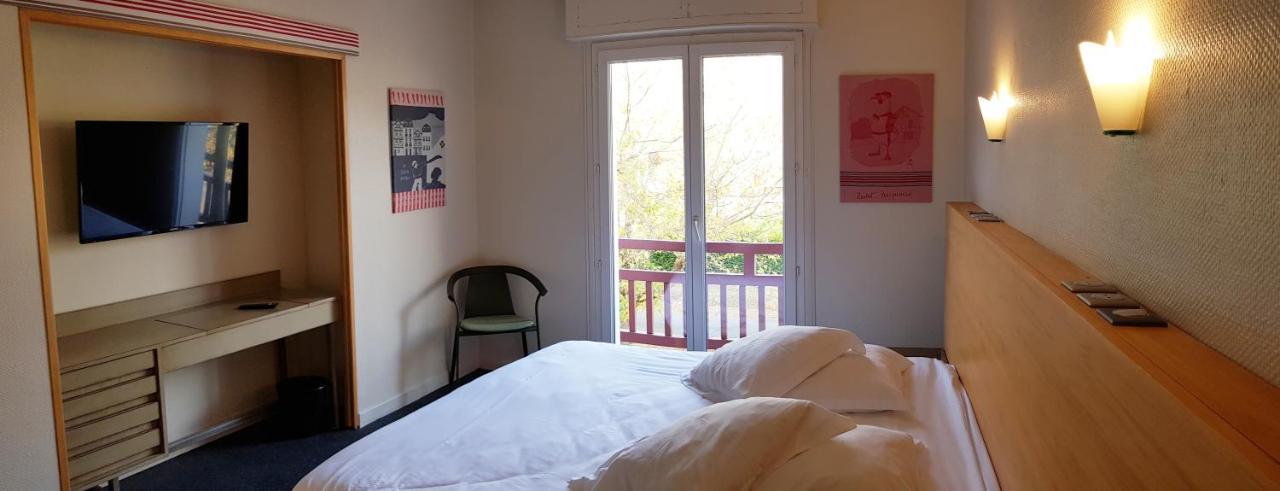 Hotel Pyrenees Atlantique Saint-Pée-sur-Nivelle Kültér fotó